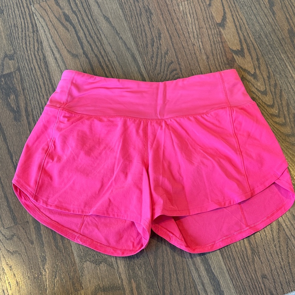 Women’s lululemon speed up shorts - never worn
